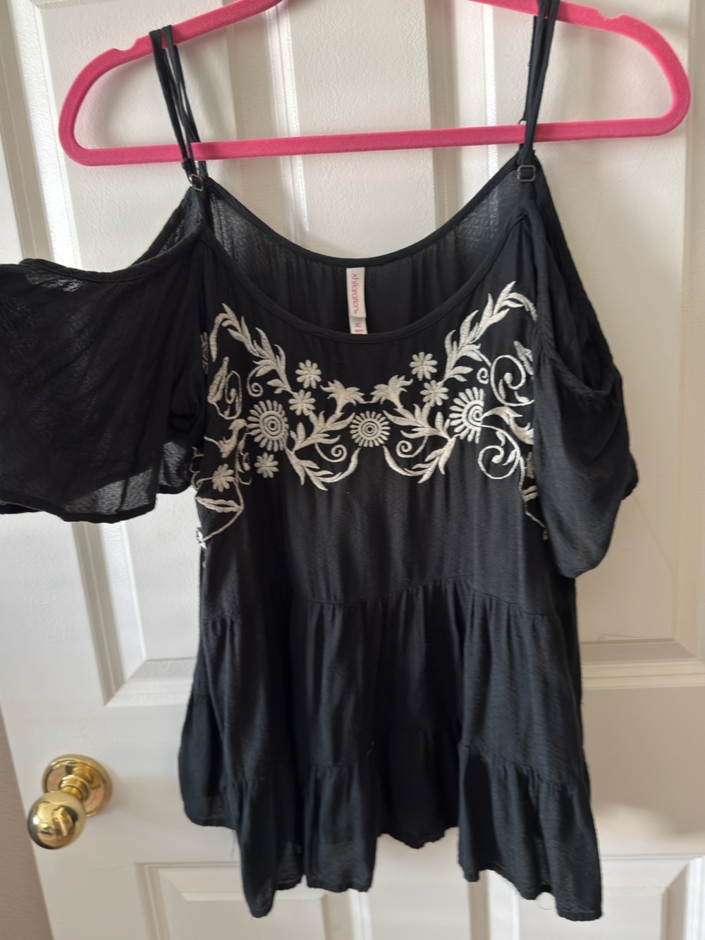 Xhilaration Black Cold-Shoulder Tunic with White Embroidery